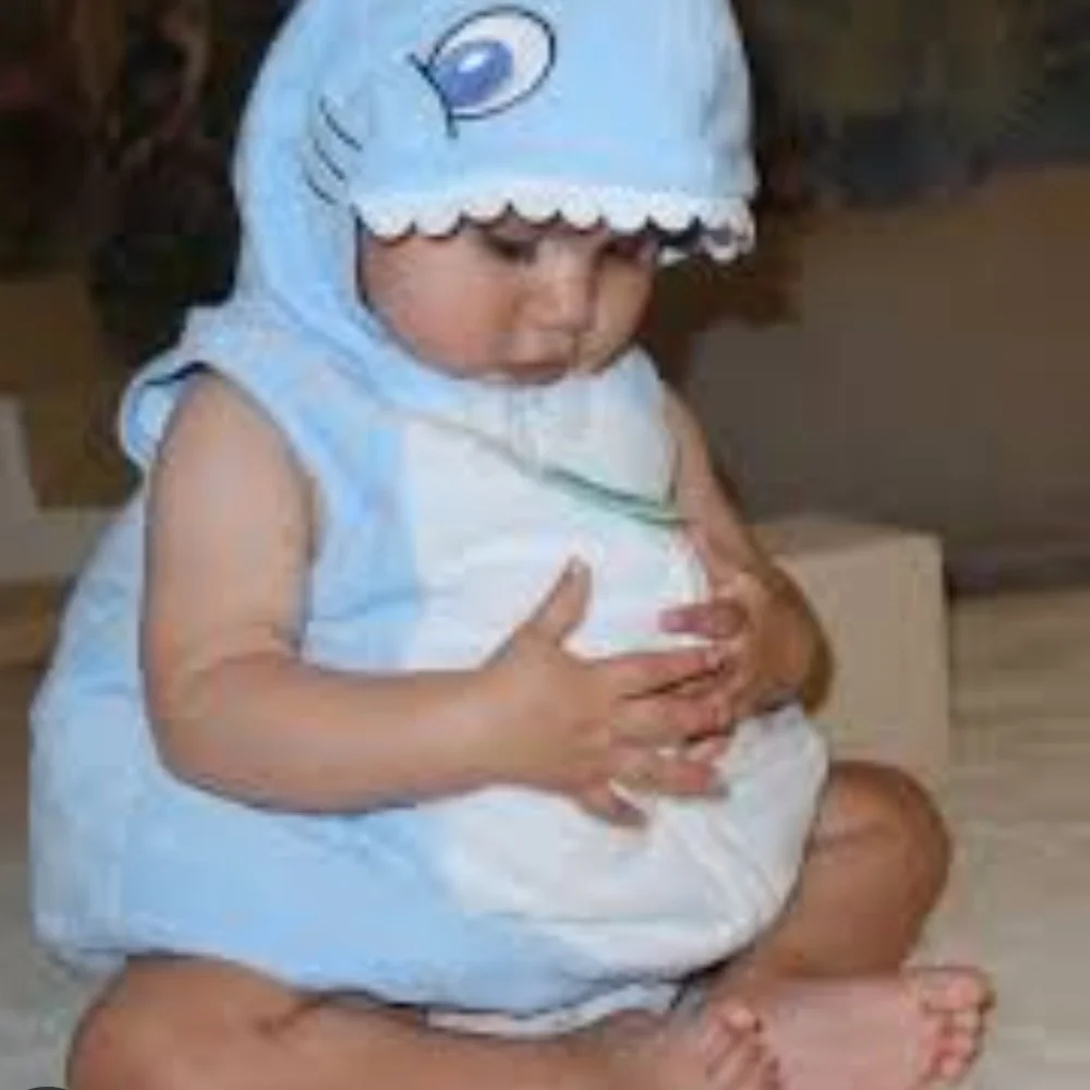 NEW! Baby Shark Unisex Baby Halloween Costume 6-9M Girl Boy One Piece Outfit